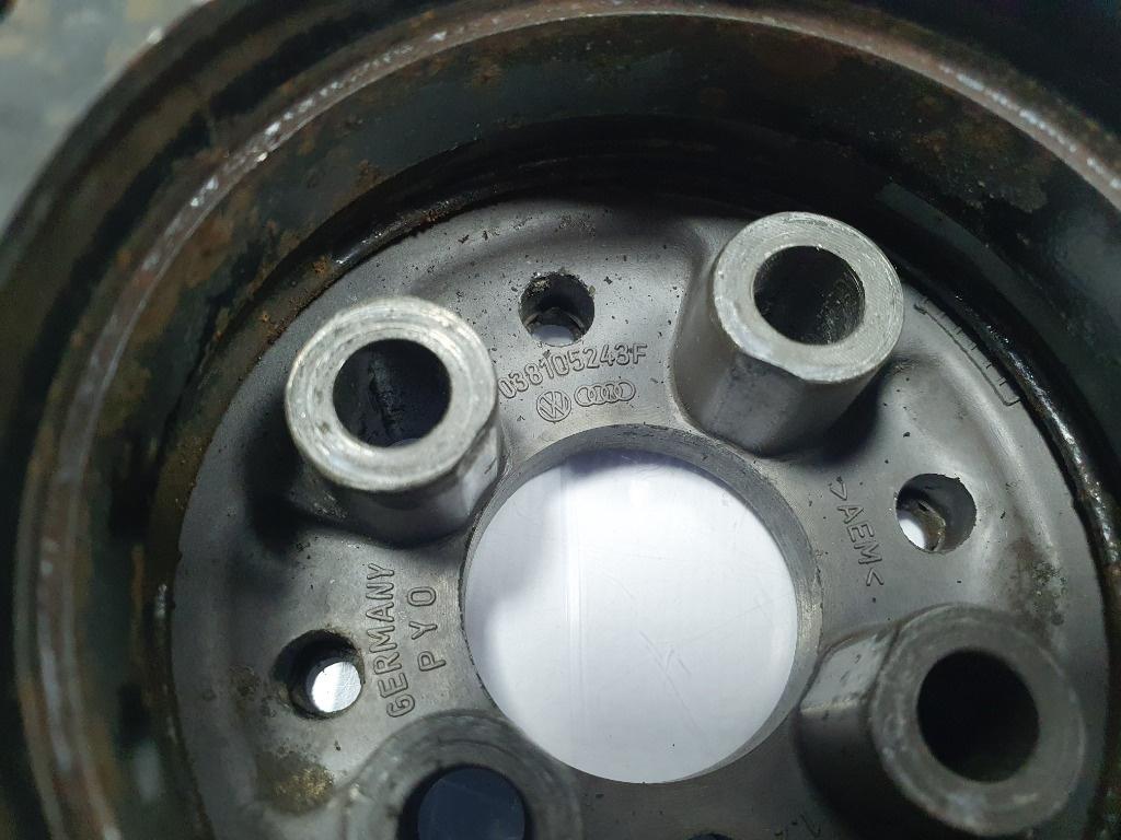 Fulie vibrochen SKODA SUPERB 3U4 2001 - 2008 1.9 TDI BSV  038105243F