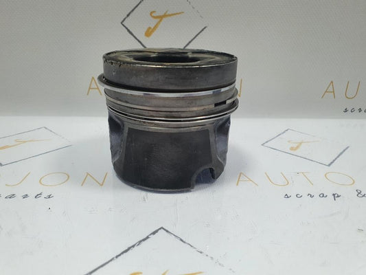Piston 1/2 SKODA SUPERB 3U4 2001 - 2008 1.9 TDI AVF, AWX  038107065EL