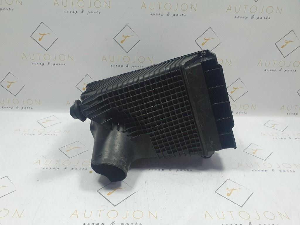 Carcasa filtru aer RENAULT SCENIC II JM0/1_ 2003 - > 1.9 dCi F9Q 804 8200369798