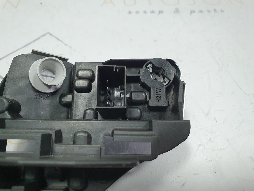 Soclu stop stanga haion VOLKSWAGEN TOURAN 1T3 2010 - 2015 2.0 TDI CFHF, CLCA 1T0945263