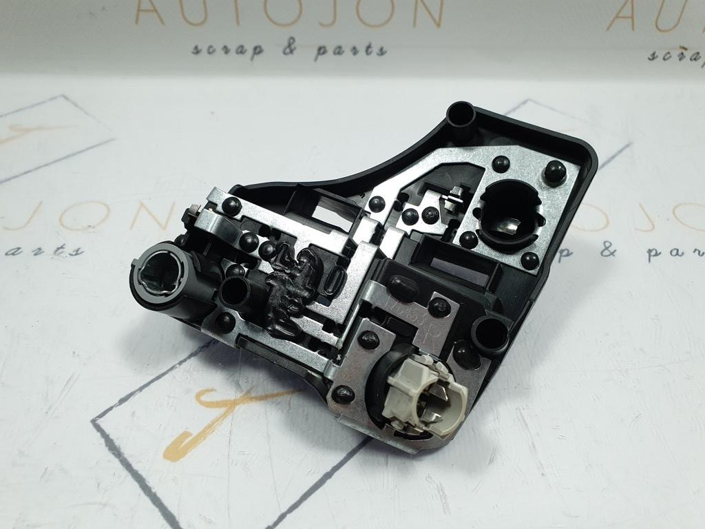 Soclu stop dreapta VOLKSWAGEN TOURAN 1T3 2010 - 2015 2.0 TDI CFHF, CLCA 1T0945264