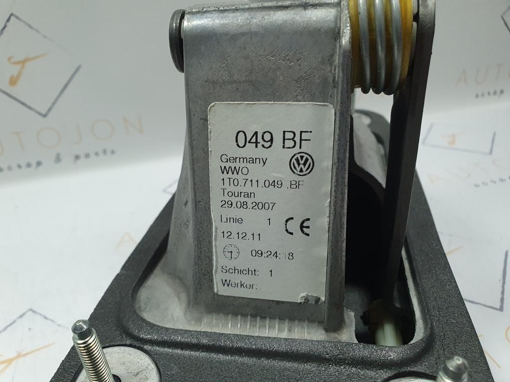 Suport timonerie schimbator de viteze VOLKSWAGEN TOURAN 1T3 2010 - 2015 TDI CFHF, CLCA 1T0711049BF