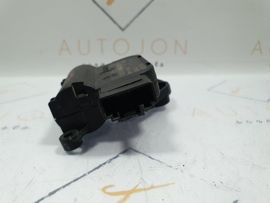 Motoras reglaj aeroterma V159 VOLKSWAGEN TOURAN 1T3 2010 - 2015 2.0 TDI CFHF, CLCA 1K0907511B /  0132801341
