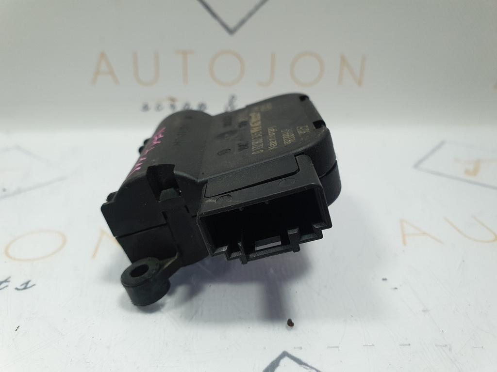 Motoras reglaj aeroterma V71 VOLKSWAGEN TOURAN 1T3 2010 - 2015 2.0 TDI CFHF, CLCA  0132801345  1K0907511