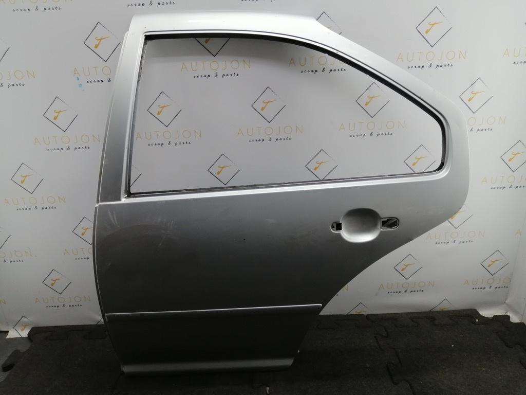 Usa  stanga spate VOLKSWAGEN BORA 1J2 1998 - 2013, Sedan 1.9 TDI ASZ  1J5833055F