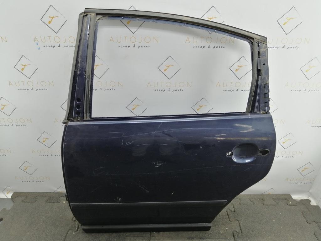 Usa  Portiera spate stanga VOLKSWAGEN PASSAT 3B3 2000 - 2005, Sedan 3B5833051AB
