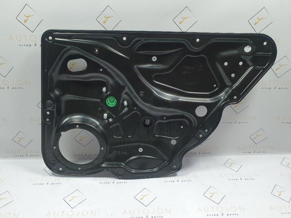 Macara Geam dreapta spate VOLKSWAGEN PASSAT Variant 3C5 2007 2.0 TDI BMP 103KW|140HP 2007