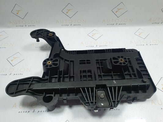 Suport baterie VOLKSWAGEN PASSAT Variant 3C5 2005 - 2011 TDI BMP 1K0915333C