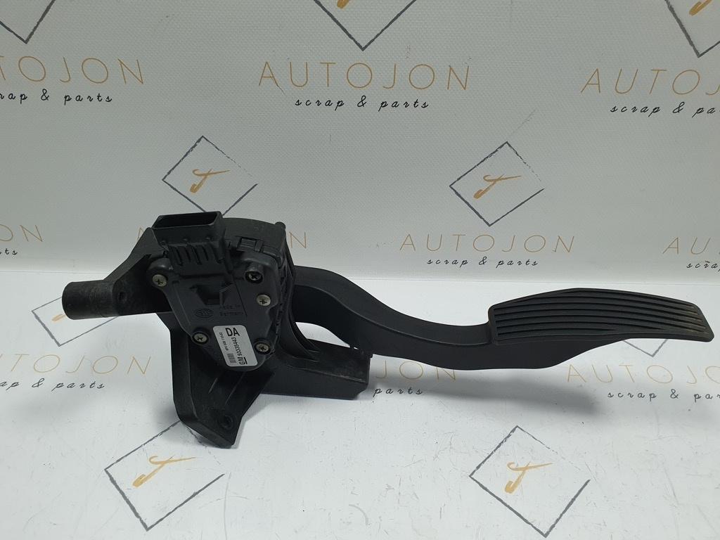 Pedala de acceleratie OPEL MERIVA X03 2003 - 20101.7 DTI Y 17 DT 93335443DA
