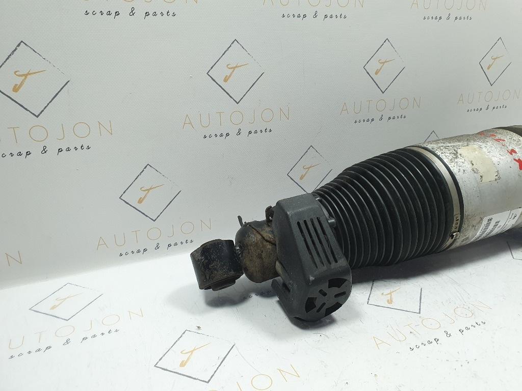 Perna aer stanga spate AUDI Q7 4LB 2006 - 2016 3.0 TDI quattro BUG 7L8616019A