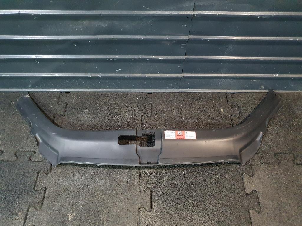 Capac panou frontal AUDI Q7 4LB 2006 - 2016, Break 3.0 TDI quattro BUG  4L0807081