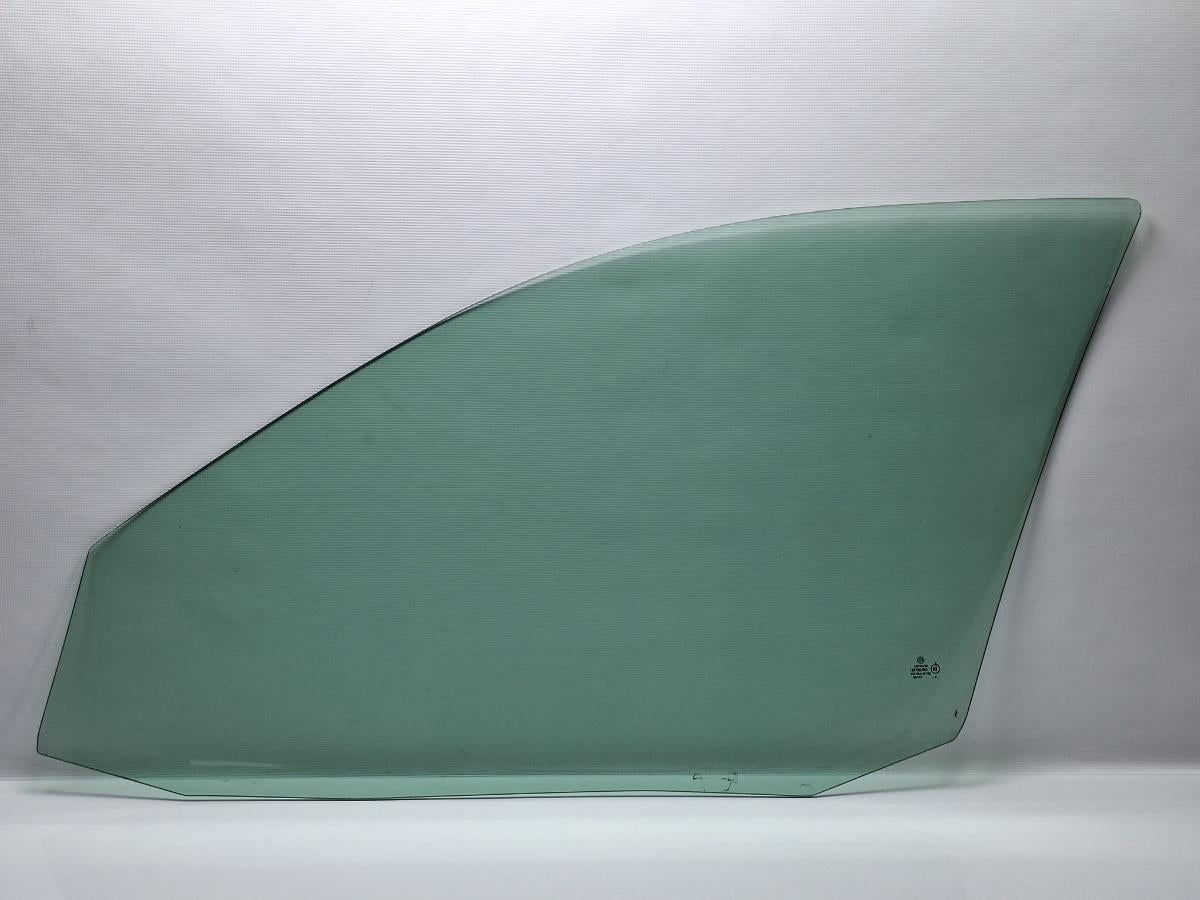 Geam usa dreapta fata VOLKSWAGEN GOLF VAN IV Variant 1J5 1999 - 2006 TDI AGR, ALH 1J4845202G