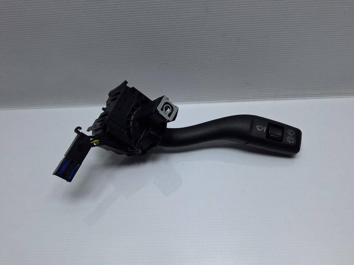 Maneta  stergatoar AUDI A3 II Sportback 8PA 2004 - 20151.9 TDI BKC, BLS, BXE 8P0953519