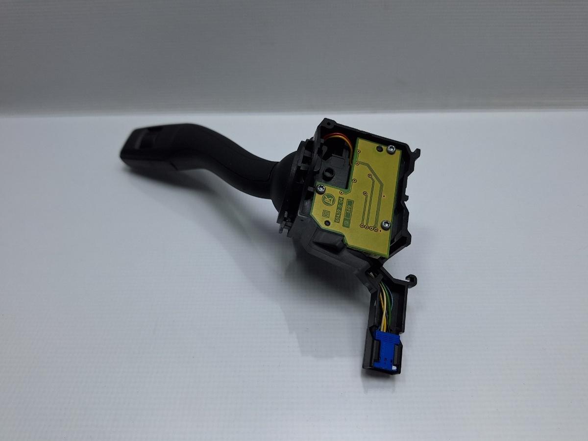 Maneta  stergatoar AUDI A3 II Sportback 8PA 2004 - 20151.9 TDI BKC, BLS, BXE 8P0953519