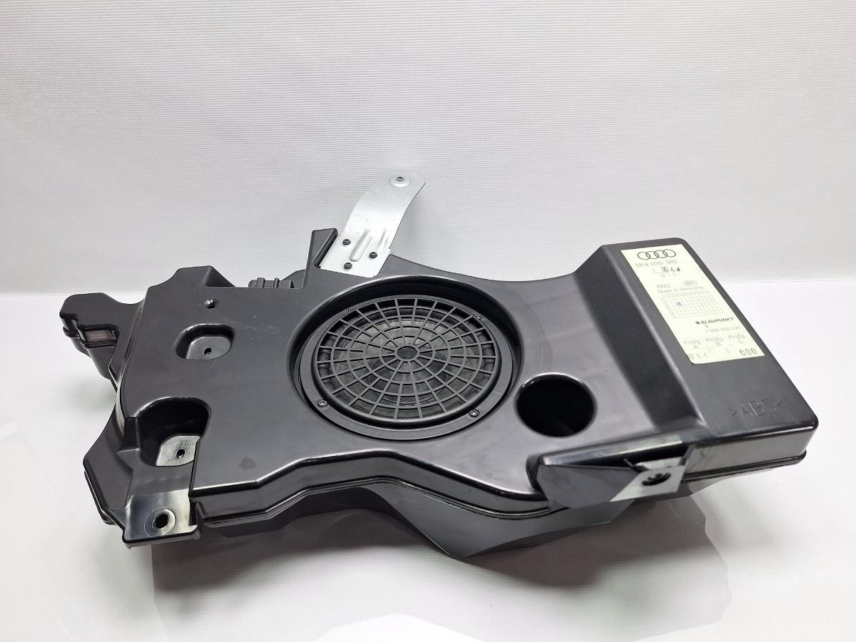 Grila/ornament subwoofer AUDI A3 II Sportback 8PA 2004 - 2015 TDI BKC, BLS, BXE 8P4035382