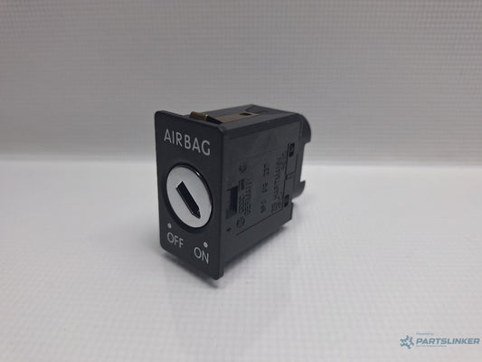 Buton airbag AUDI A3 II Sportback 8PA 2004 - 2015 TDI BKC, BLS, BXE 5P0919237