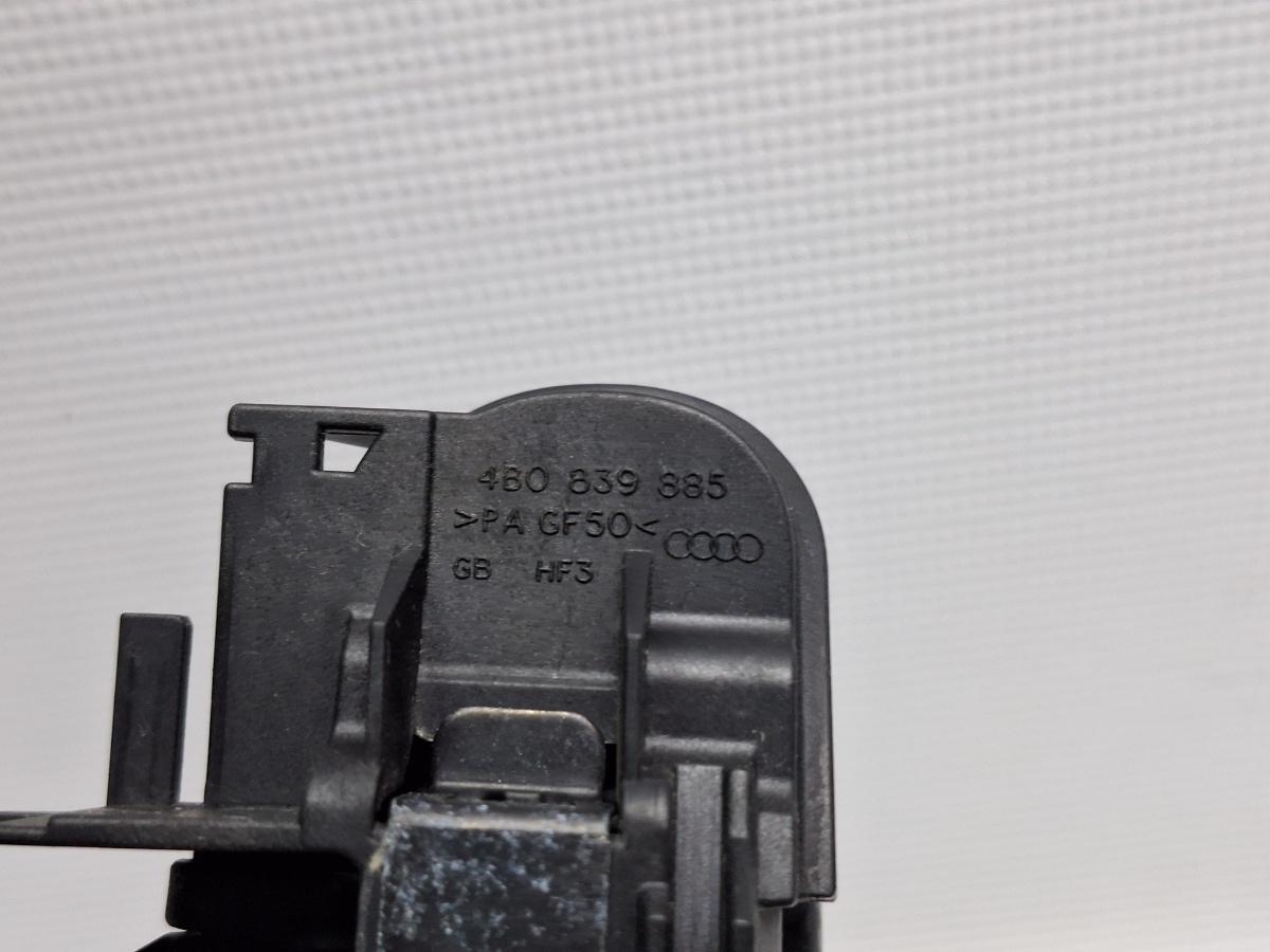 Maner exterior usa LX7Z AUDI A3 II Sportback  8PA 2004 - 2015 TDI BKC, BLS, BXE 4B0839885