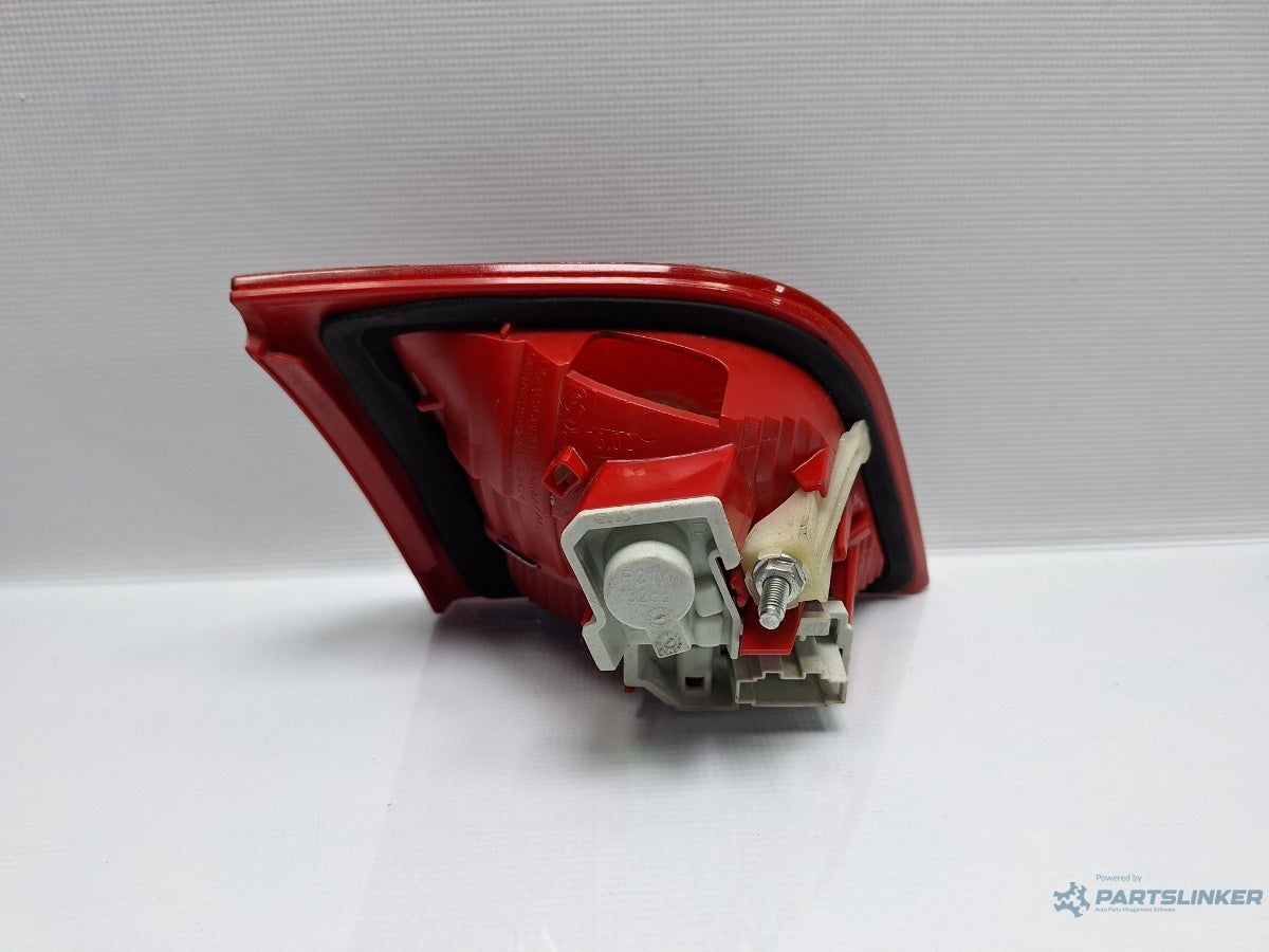 Stop haion dreapta AUDI A3 II Sportback 8PA 2004 - 2015 TDI BKC, BLS, BXE 8P4945094B