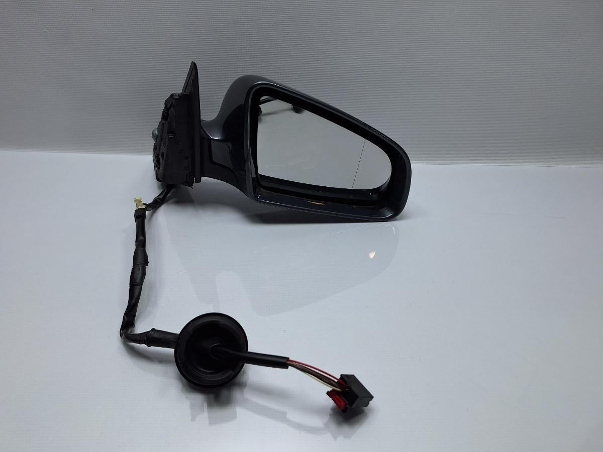 Oglinda LX7Z dreapta AUDI A3 II Sportback 8PA 2004 - 2015 TDI BKC, BLS, BXE 8P2858532K