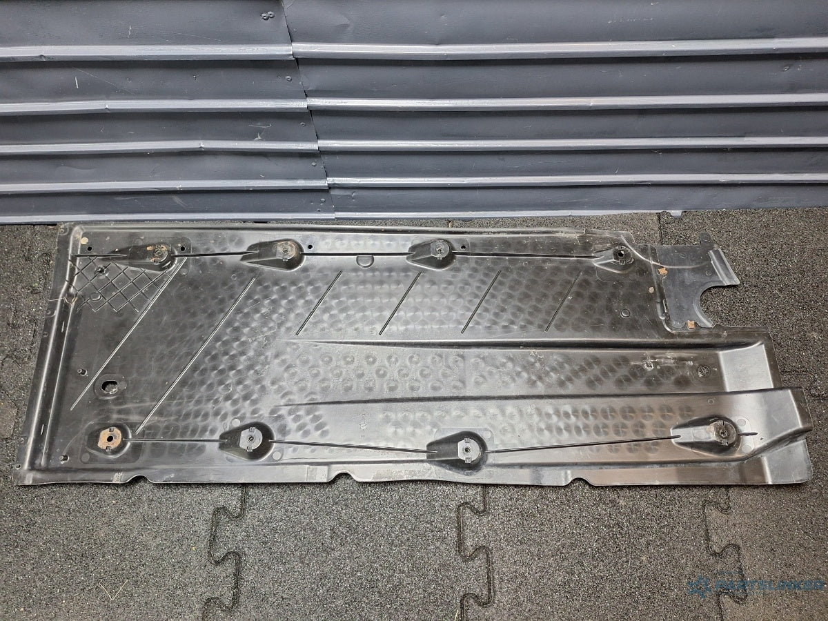 Scut podea stanga AUDI A3 II Sportback 8PA 2004 - 2015 TDI BKC, BLS, BXE 1K0825211E