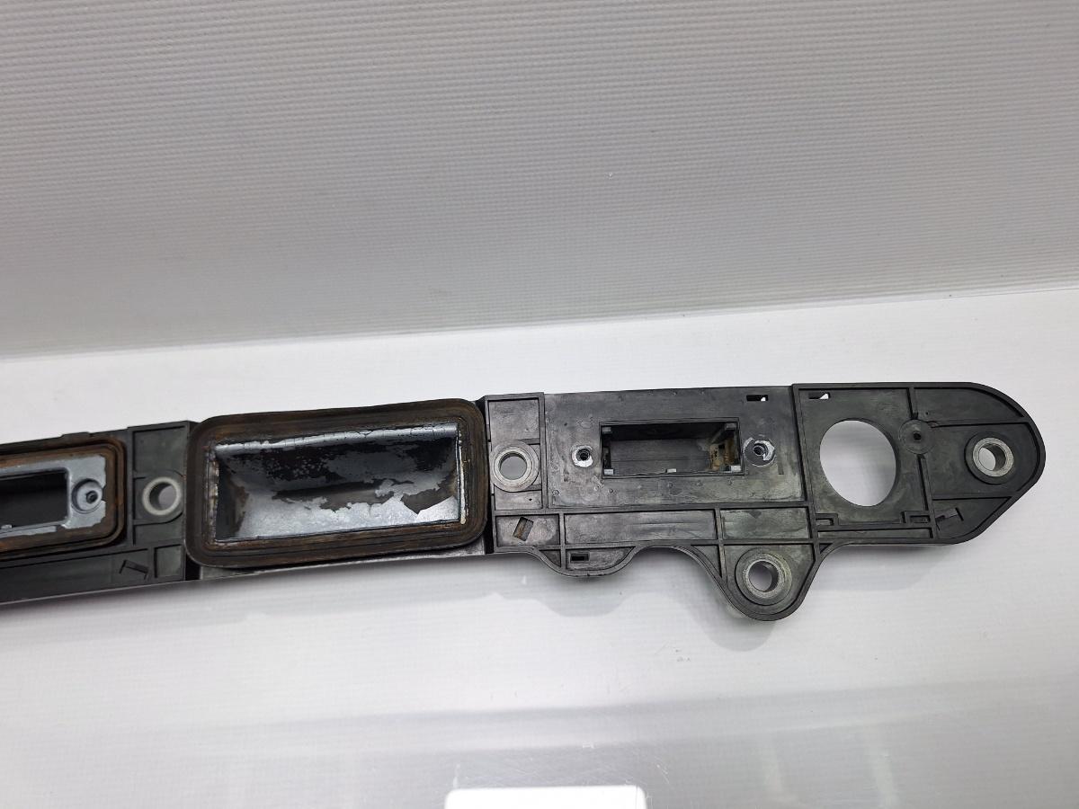 Eleron hayon/portbagaj  VOLKSWAGEN TOURAN 1T1, 1T2 2003 - 2010 TDI BMN 1T0827574L