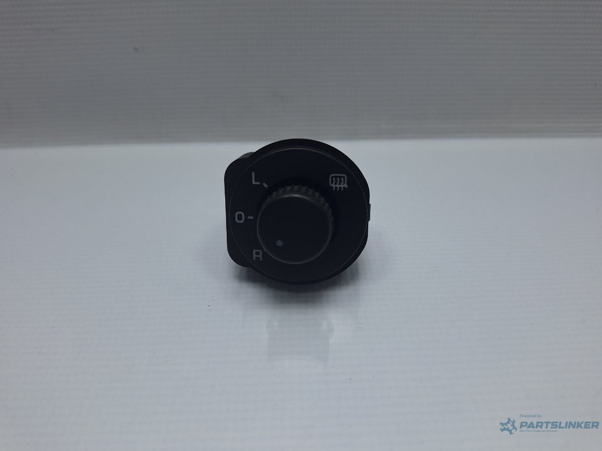Buton reglaj oglinzi SKODA FABIA II 542 2006 - 2014 TDI CAYC 5J1959565