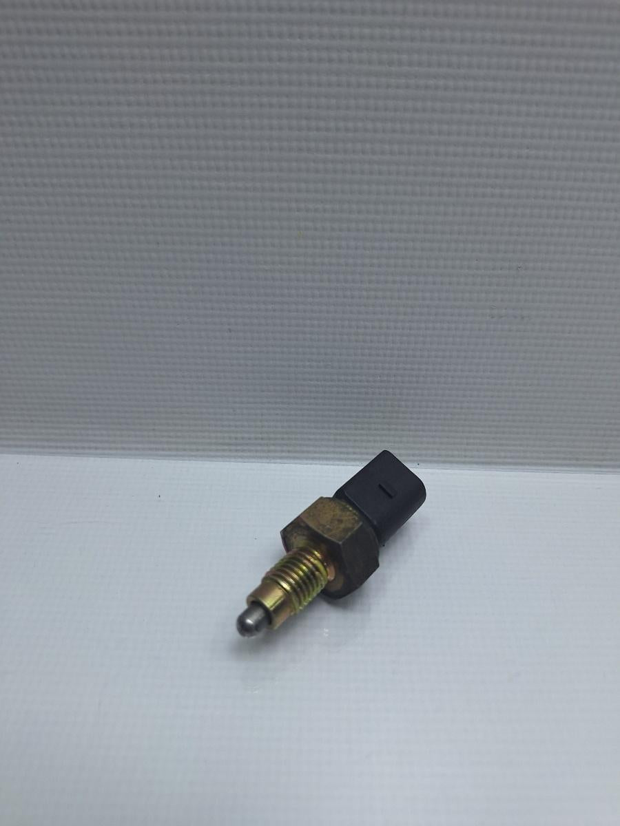 Comutator lampa marsalier VOLKSWAGEN PASSAT Variant 3G5 2014 - > TDI DCXA, DCZA 02K945415E