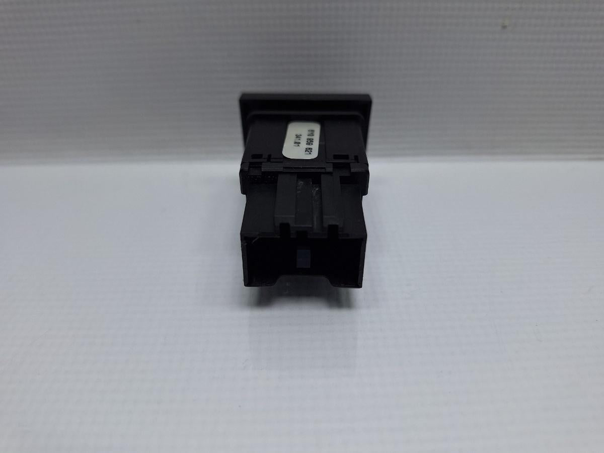 Buton dezaburire luneta SKODA FABIA Saloon 6Y3 1999 - 2007 SDI ASY 6Y0959621