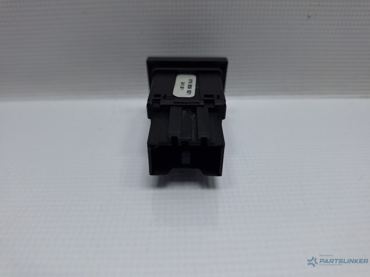Buton dezaburire luneta SKODA FABIA Saloon 6Y3 1999 - 2007 SDI ASY 6Y0959621