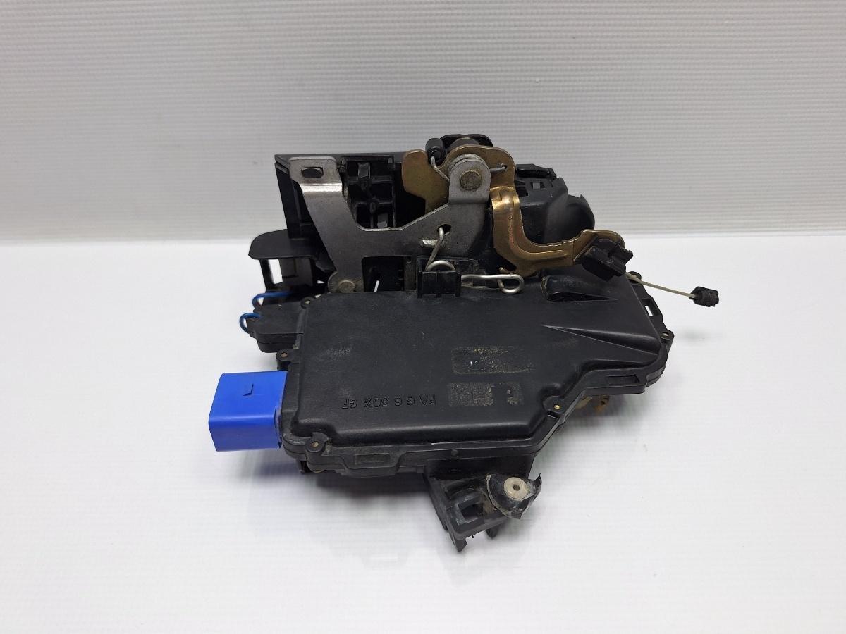 Broasca usa dreapta fata SKODA FABIA Saloon 6Y3 1999 - 2007 SDI ASY 3B1837016CB