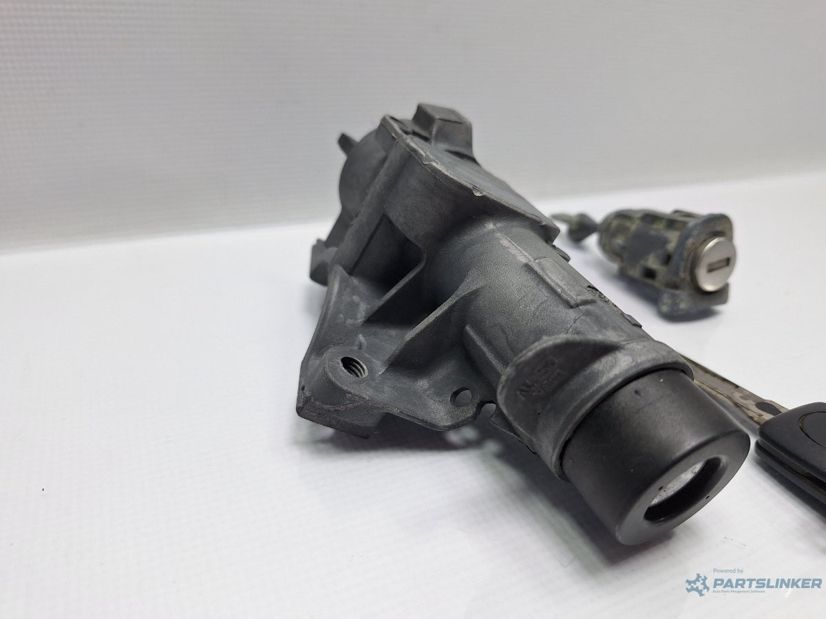 Contact cu cheie si butuc SKODA FABIA Saloon 6Y3 1999 - 2007 SDI ASY 4B0905851C , 6Y0898167E