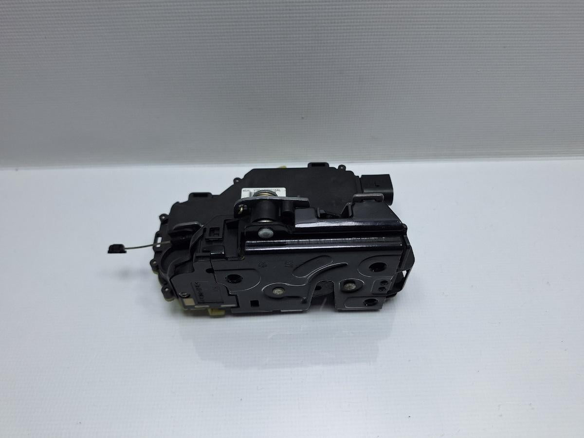 Broasca usa dreapta spate SKODA OCTAVIA 1U2 1996 - 2010 16V AXP, BCA 3B4839016AL