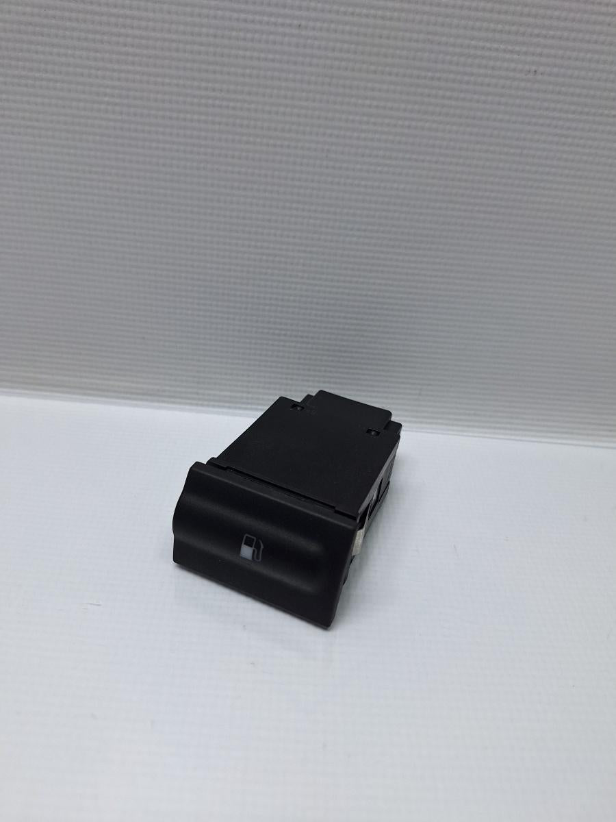 Buton deschidere usita rezervor SKODA OCTAVIA 1U2 1996 - 2010 16V AXP, BCA 1U0959833C