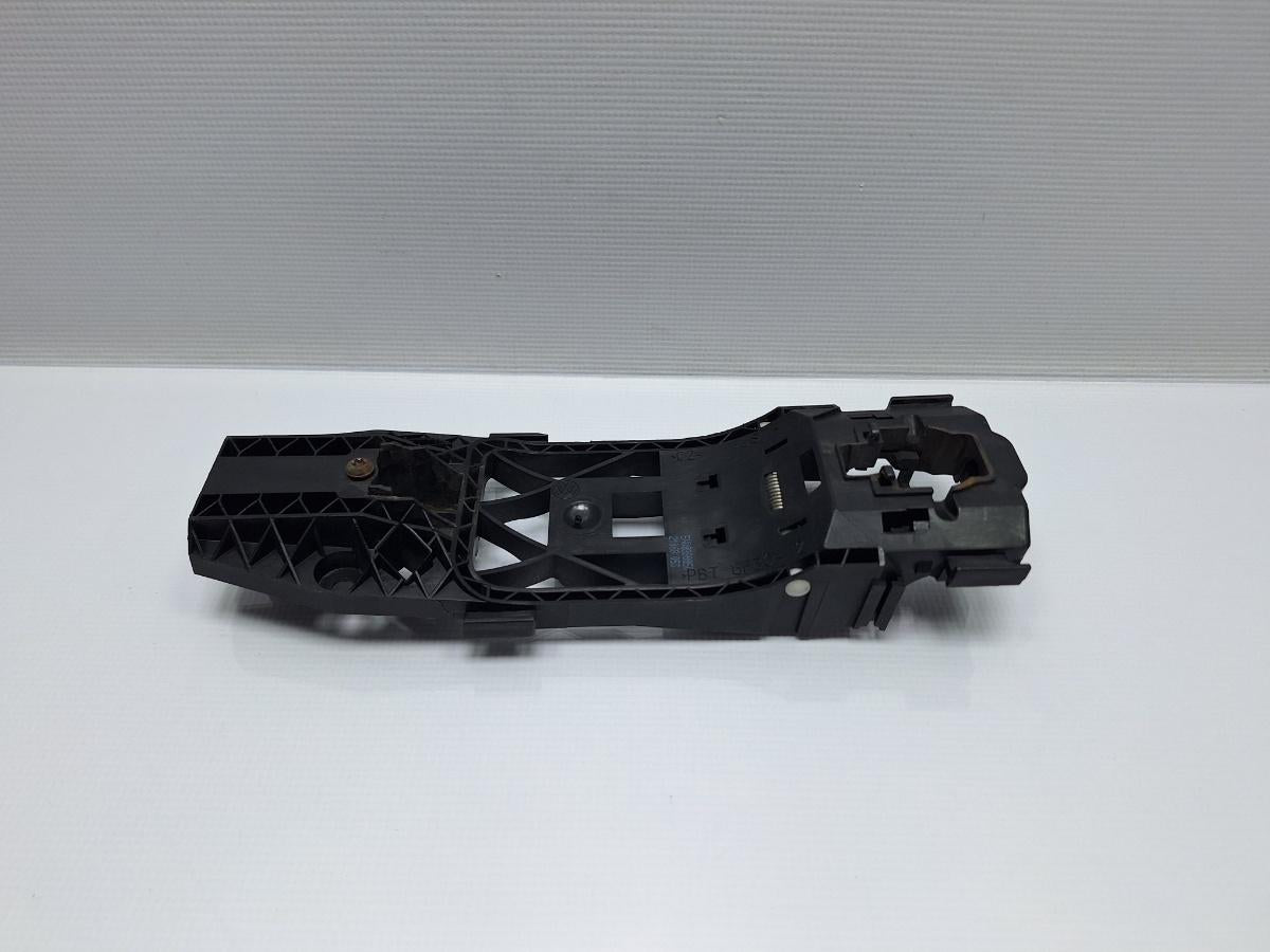 Maner/suport exterior usa de incarcare VOLKSWAGEN TIGUAN 5N_ 2007 - > TDI 4motion CBAB, CFFB, CLJA 5N0839885C