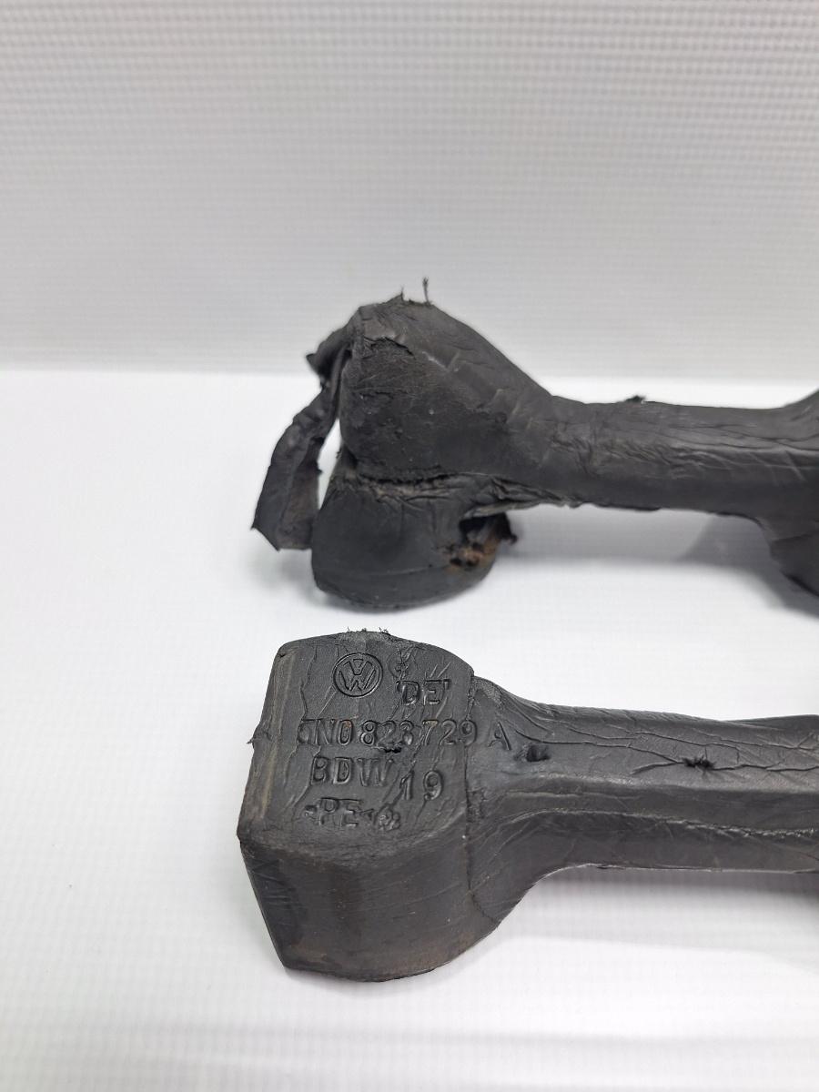Bureti etansare capota VOLKSWAGEN TIGUAN 5N_ 2007 - > TDI 4motion CBAB, CFFB, CLJA 5N0823729A