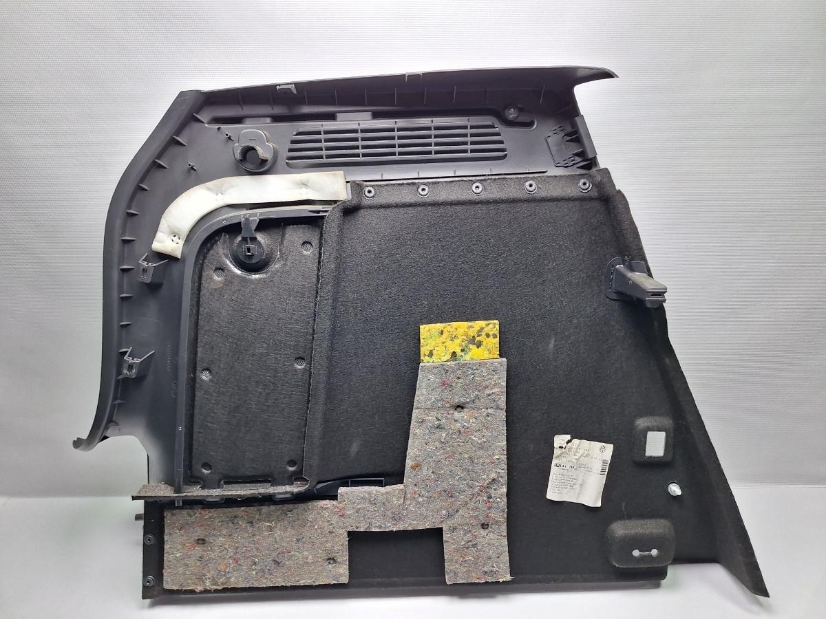 Ornament lateral portbagaj dreapta VOLKSWAGEN TIGUAN 5N_ 2007 - >2.0 TDI 4motion CBAB, CFFB, CLJA 5N0867428M