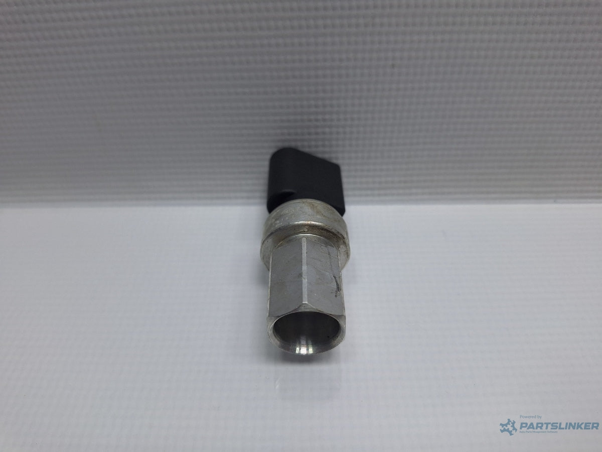 Senzor presiune AC VOLKSWAGEN TIGUAN 5N_ 2007 - > TDI 4motion CBAB, CFFB, CLJA HELLA 6ZL351028-221