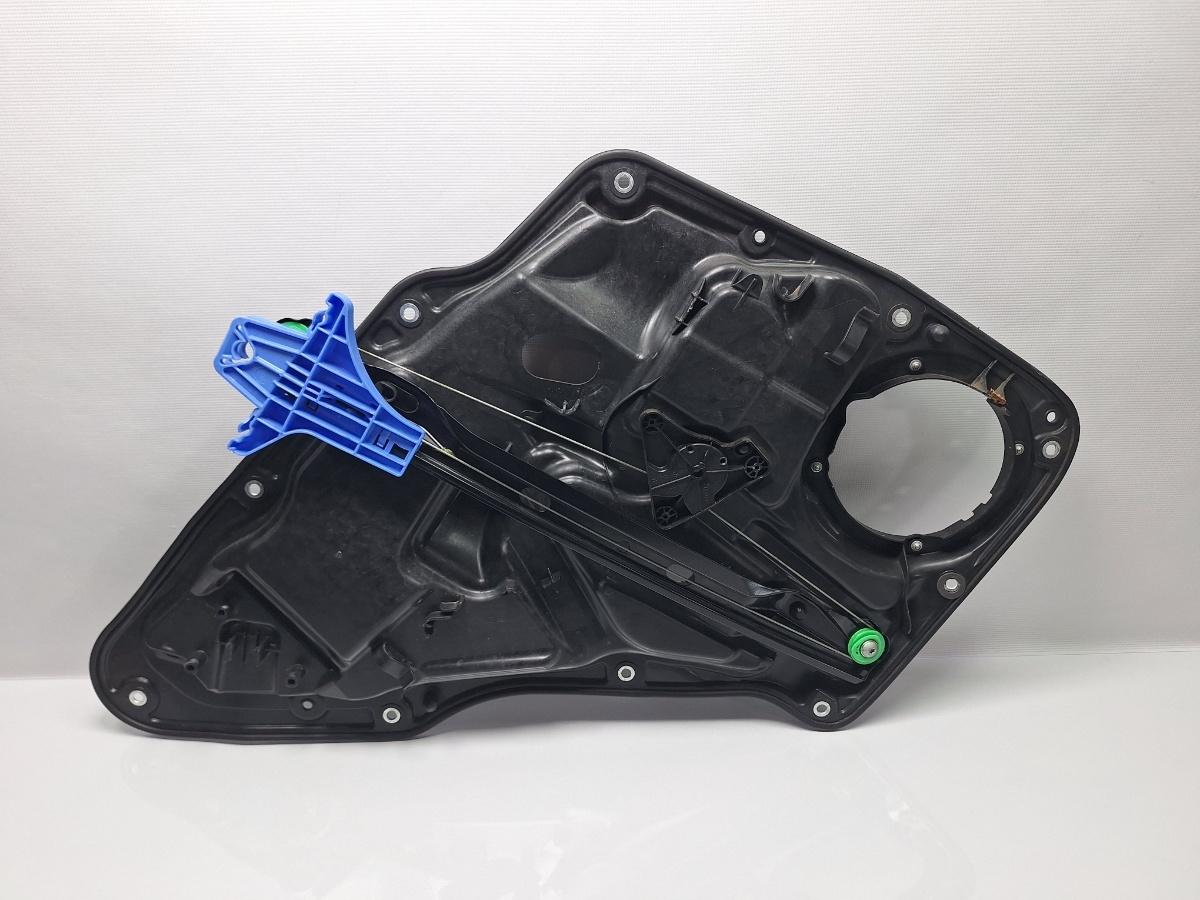 Macara Geam dreapta spate VOLKSWAGEN TIGUAN 5N_ 2007 - >2.0 TDI 4motion CBAB, CFFB, CLJA 5N0839756C