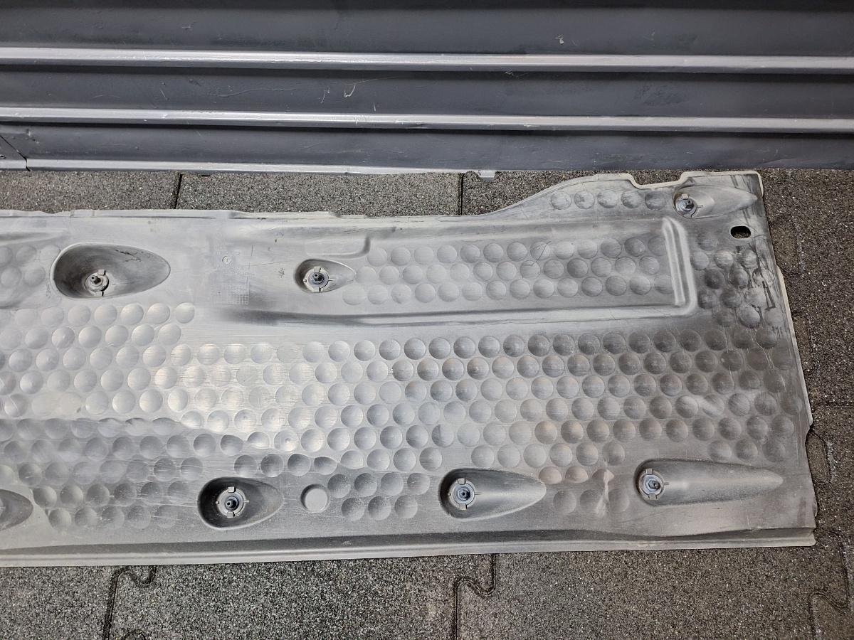 Scut podea dreapta VOLKSWAGEN TIGUAN 5N_ 2007 - > TDI 4motion CBAB, CFFB, CLJA 5N0825202