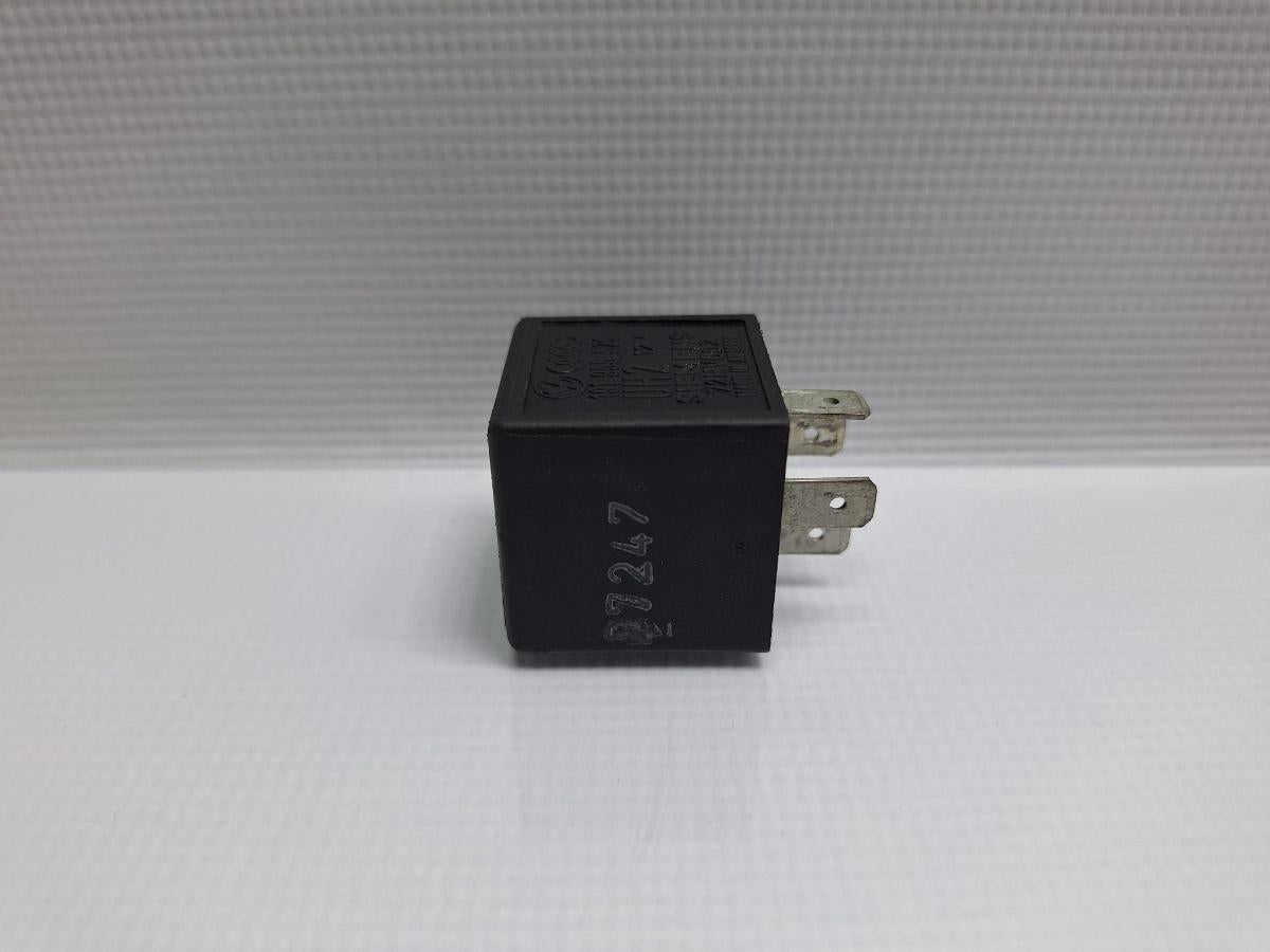 Releu 72 VOLKSWAGEN TIGUAN 5N_ 2007 - > TDI 4motion CBAB, CFFB, CLJA 191955529