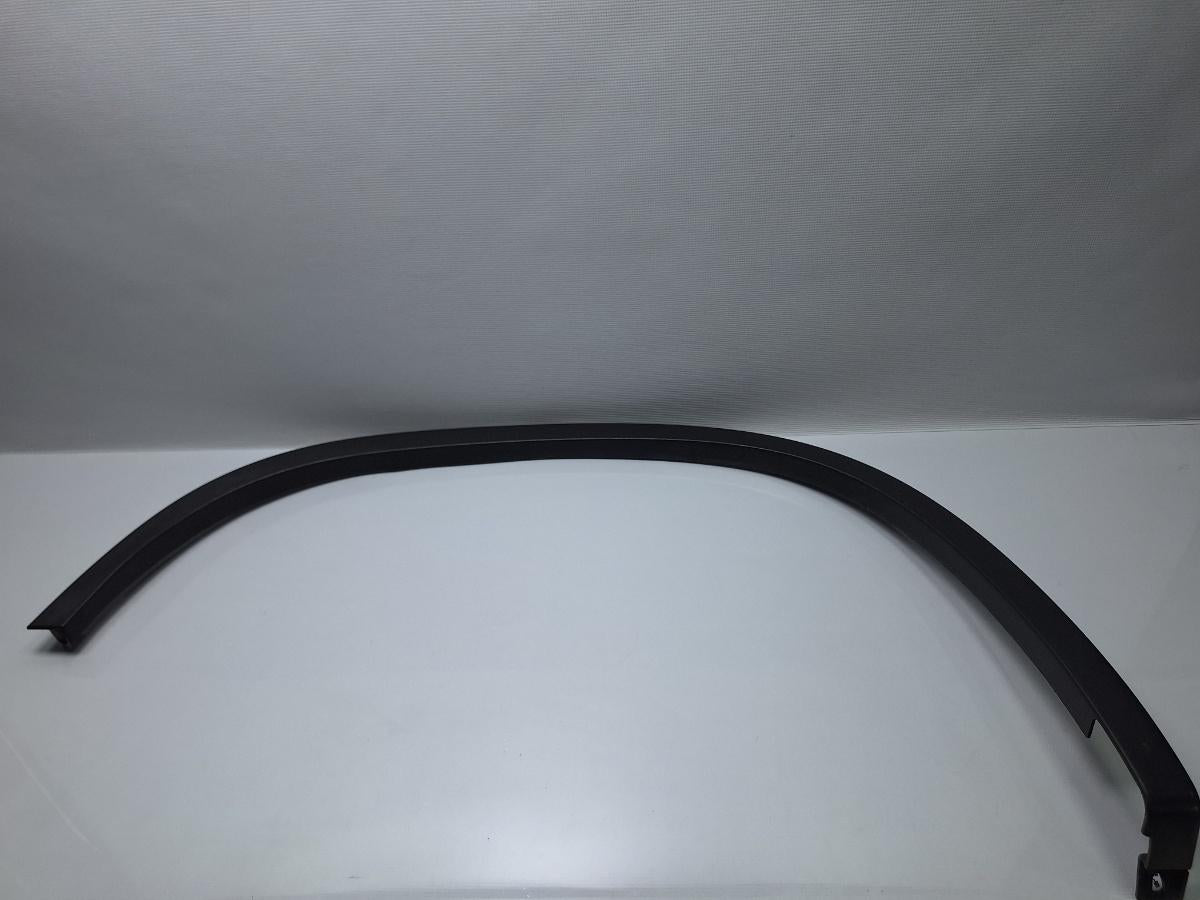 Ornament fender aripa dreapta spate VOLKSWAGEN TIGUAN 5N_ 2007 - > TDI 4motion CBAB, CFFB, CLJA 5N0854820A