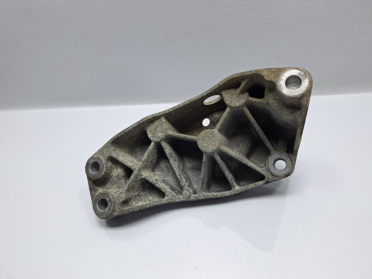 Suport  cutie de viteze VOLKSWAGEN TIGUAN 5N_ 2007 - > TDI 4motion CBAB, CFFB, CLJA 3C0199117J