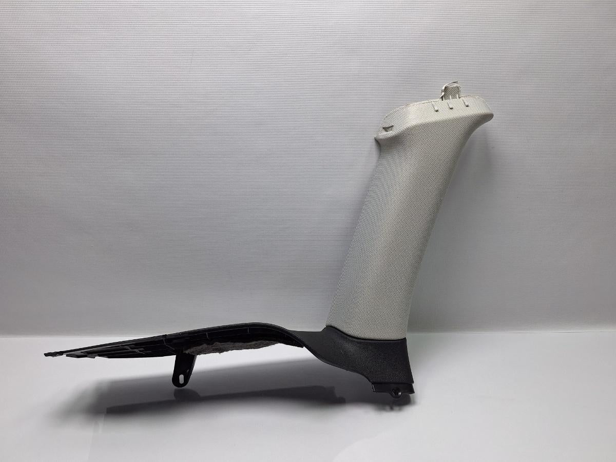 Ornament stalp portbagaj stanga AUDI A3 II Sportback 8PA 2004 - 2015 TDI 16V BKD, CBAB, CFFB, CLJA 8P4867287
