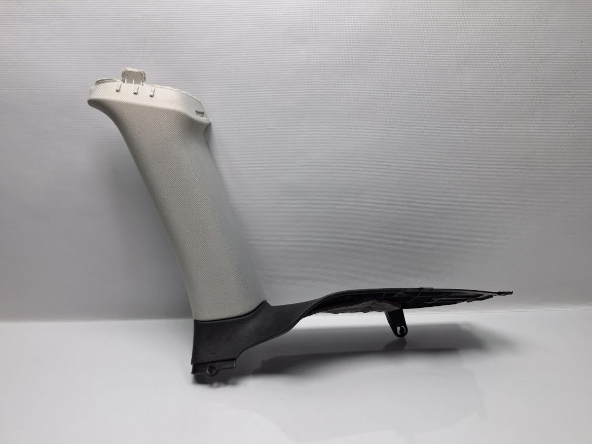 Ornament stalp portbagaj dreapta AUDI A3 II Sportback 8PA 2004 - 2015 TDI 16V BKD, CBAB, CFFB, CLJA 8P4867288
