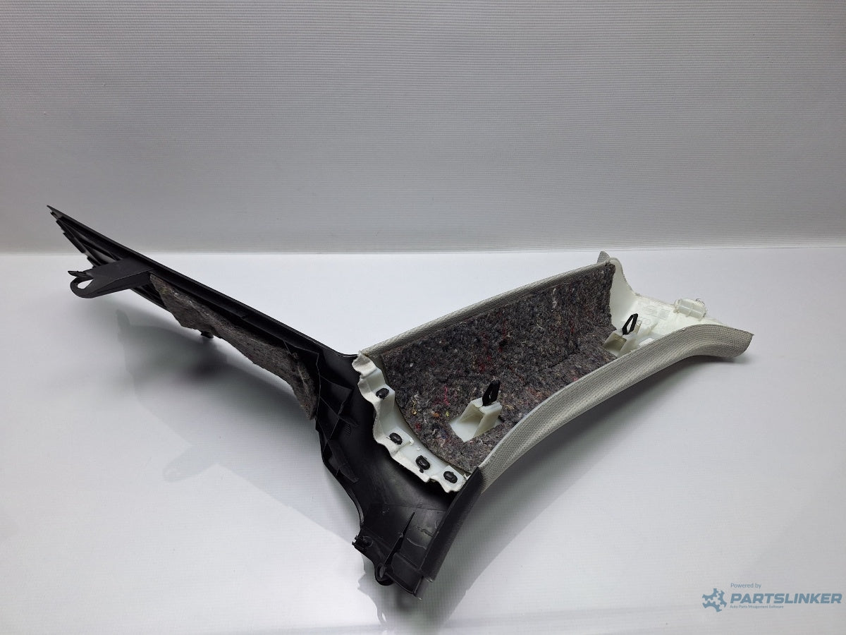 Ornament stalp portbagaj dreapta AUDI A3 II Sportback 8PA 2004 - 2015 TDI 16V BKD, CBAB, CFFB, CLJA 8P4867288