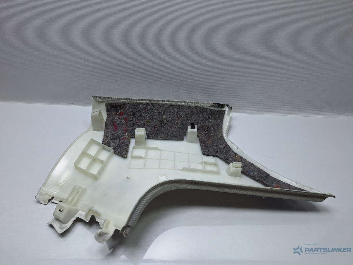 Ornament stalp portbagaj dreapta AUDI A3 II Sportback 8PA 2004 - 2015 TDI 16V BKD, CBAB, CFFB, CLJA 8P4867246