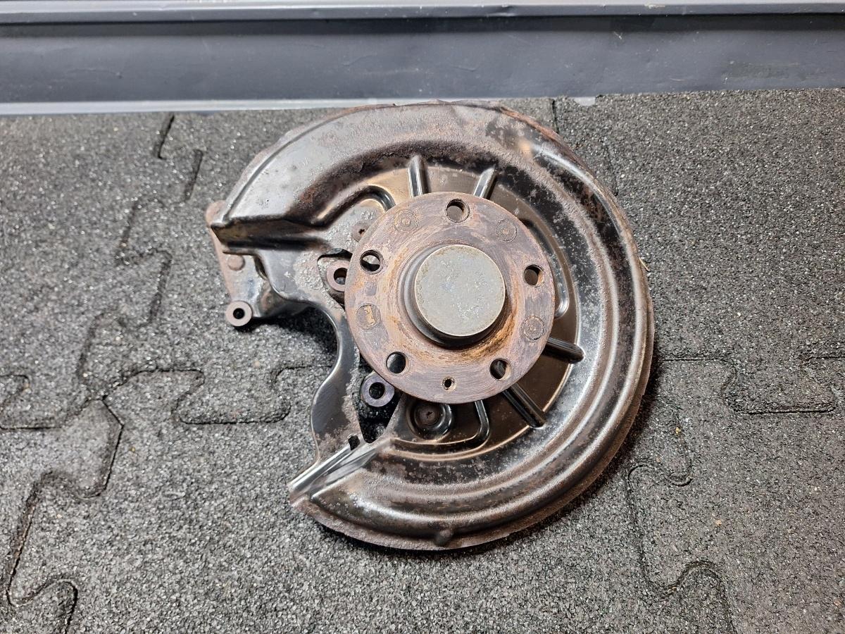 Fuzeta dreapta spate VOLKSWAGEN TOURAN 1T1, 1T2 2003 - 2010 TDI BKC, BLS, BXE 1K0436N