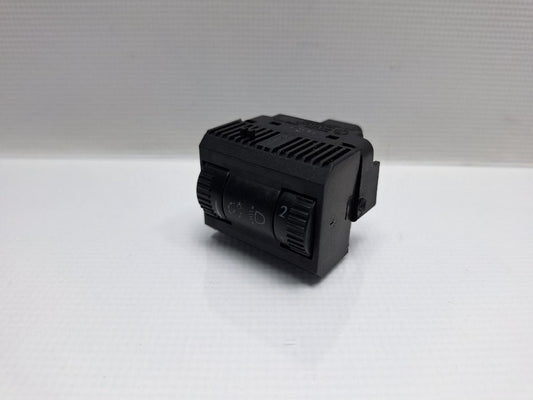 Buton nivel si intensitate lumini VOLKSWAGEN POLO 9N_ 2001 - 2012 16V AUA, BBY, BKY 6Q0941333C
