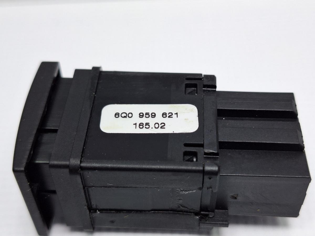 Buton dezaburire luneta VOLKSWAGEN POLO 9N_ 2001 - 2012 16V AUA, BBY, BKY 6Q0959621