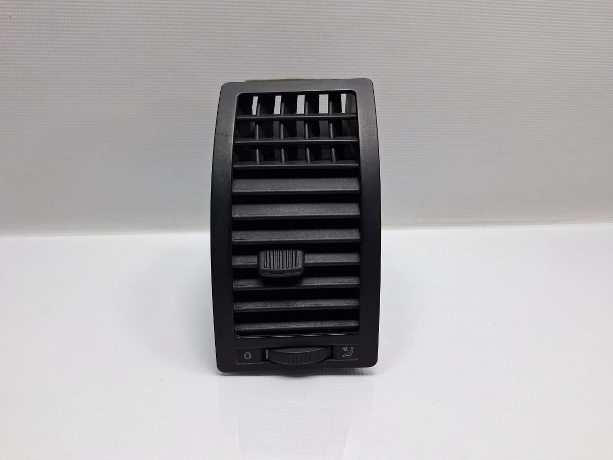 Grila aerisire stanga VOLKSWAGEN POLO 9N_ 2001 - 2012 16V AUA, BBY, BKY 6Q0819703